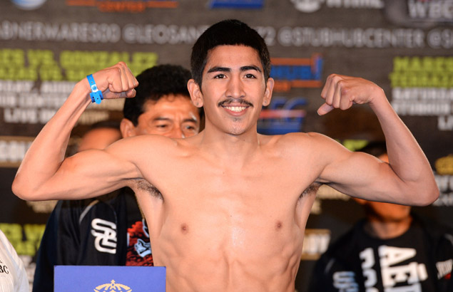 Victor Terrazas v Leo Santa Cruz